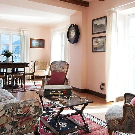 San Siro Sleeps 8 * San Siro (Lombardy)